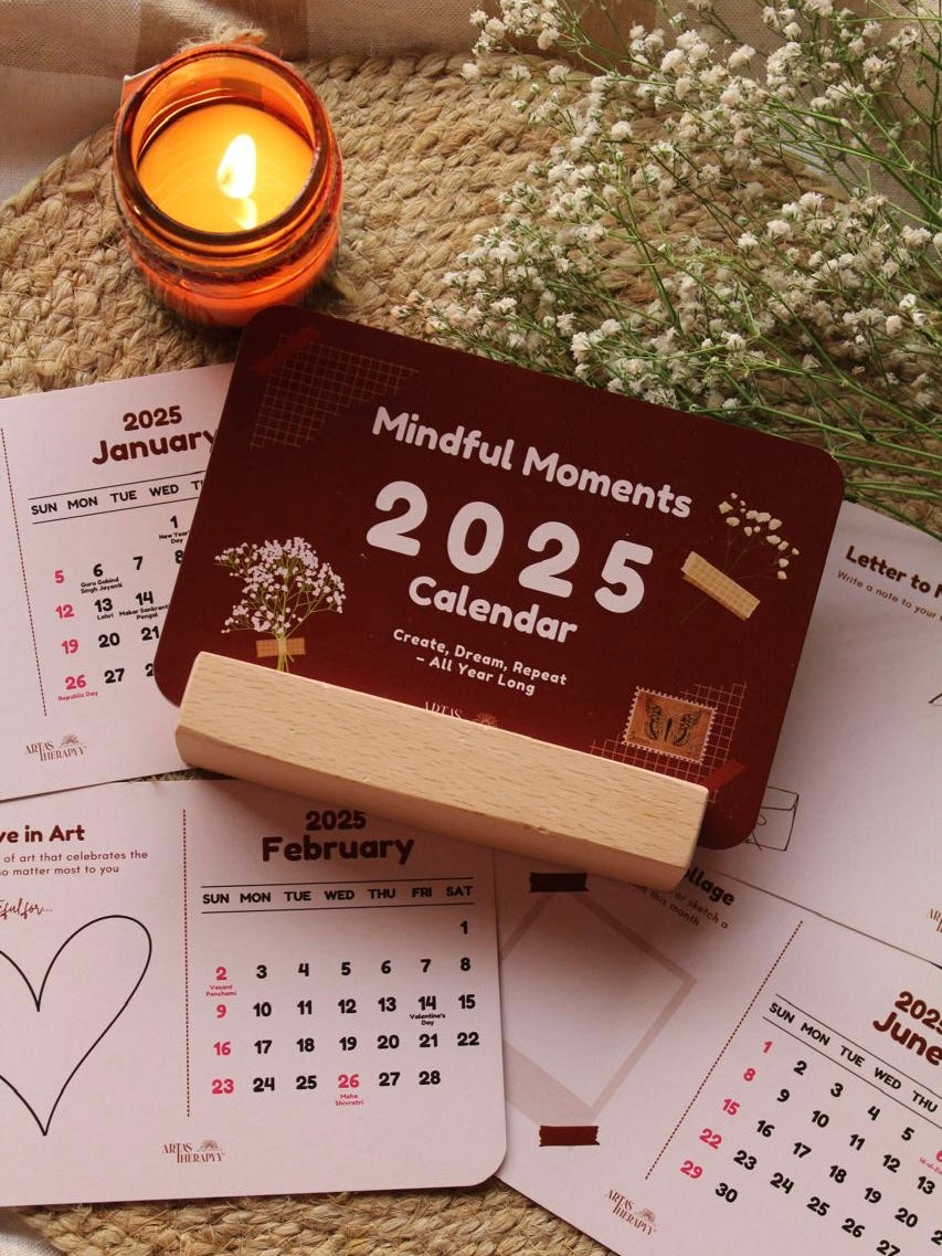 Interactive Desk Calendar-2025