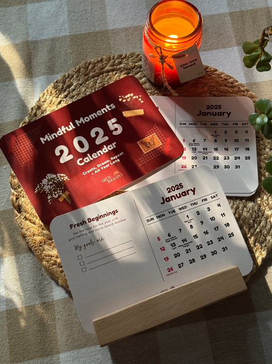 Interactive Desk Calendar-2025