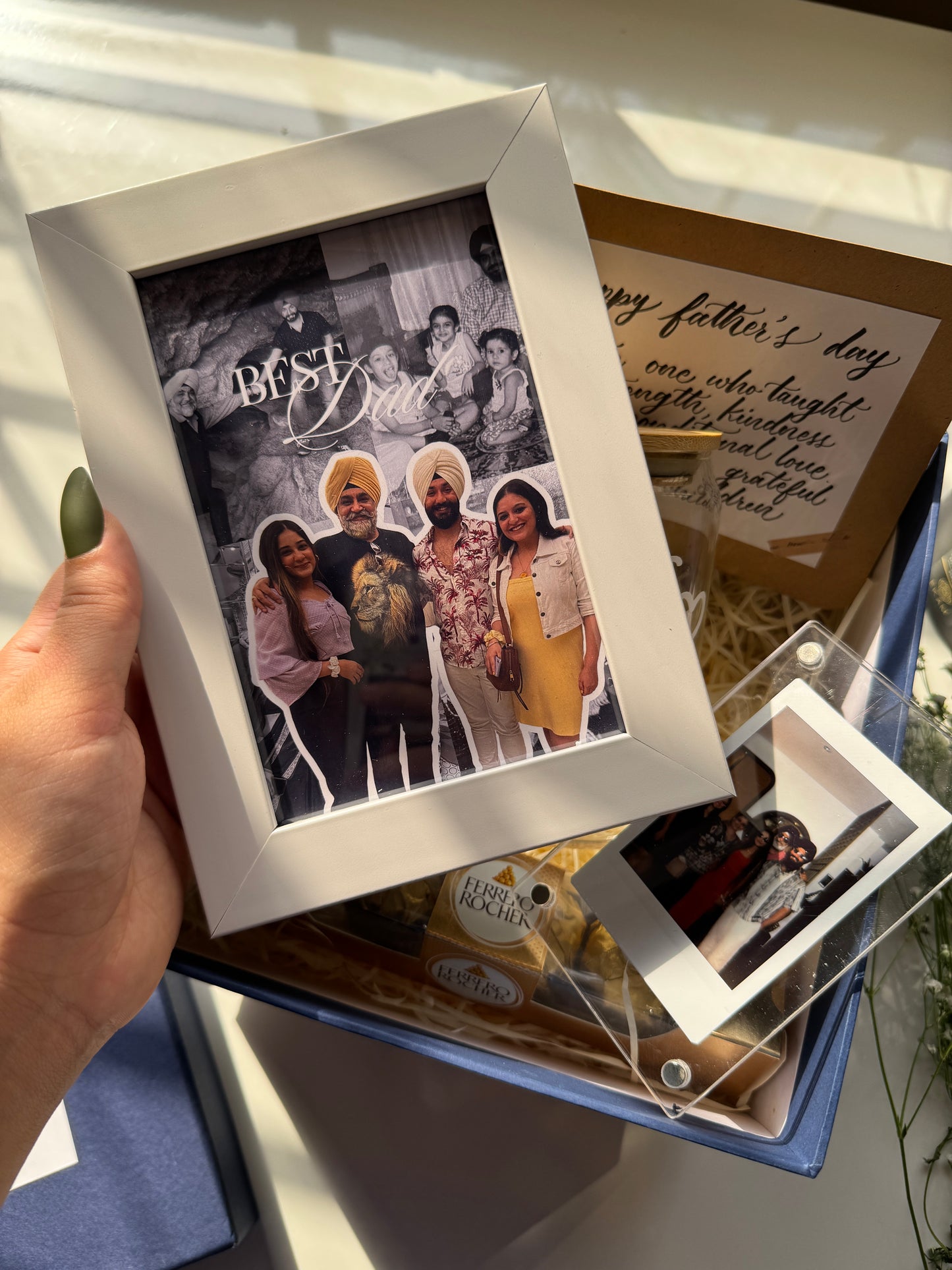 Pop Out Memory Frame
